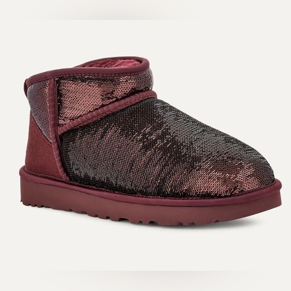 NWT UGG Ultra Mini Boots - Picture 1 of 8